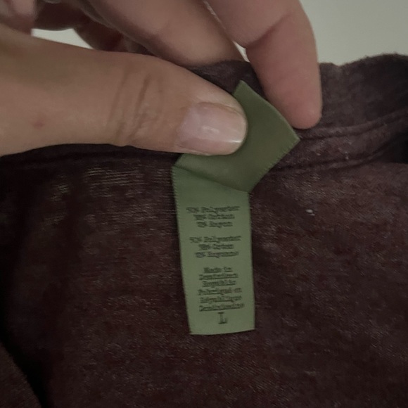 Alternative Earth V-neck t-shirt, size Large - Picture 2 of 3